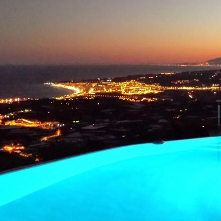 Villa Perla Blanca Sayalonga Bagian luar foto