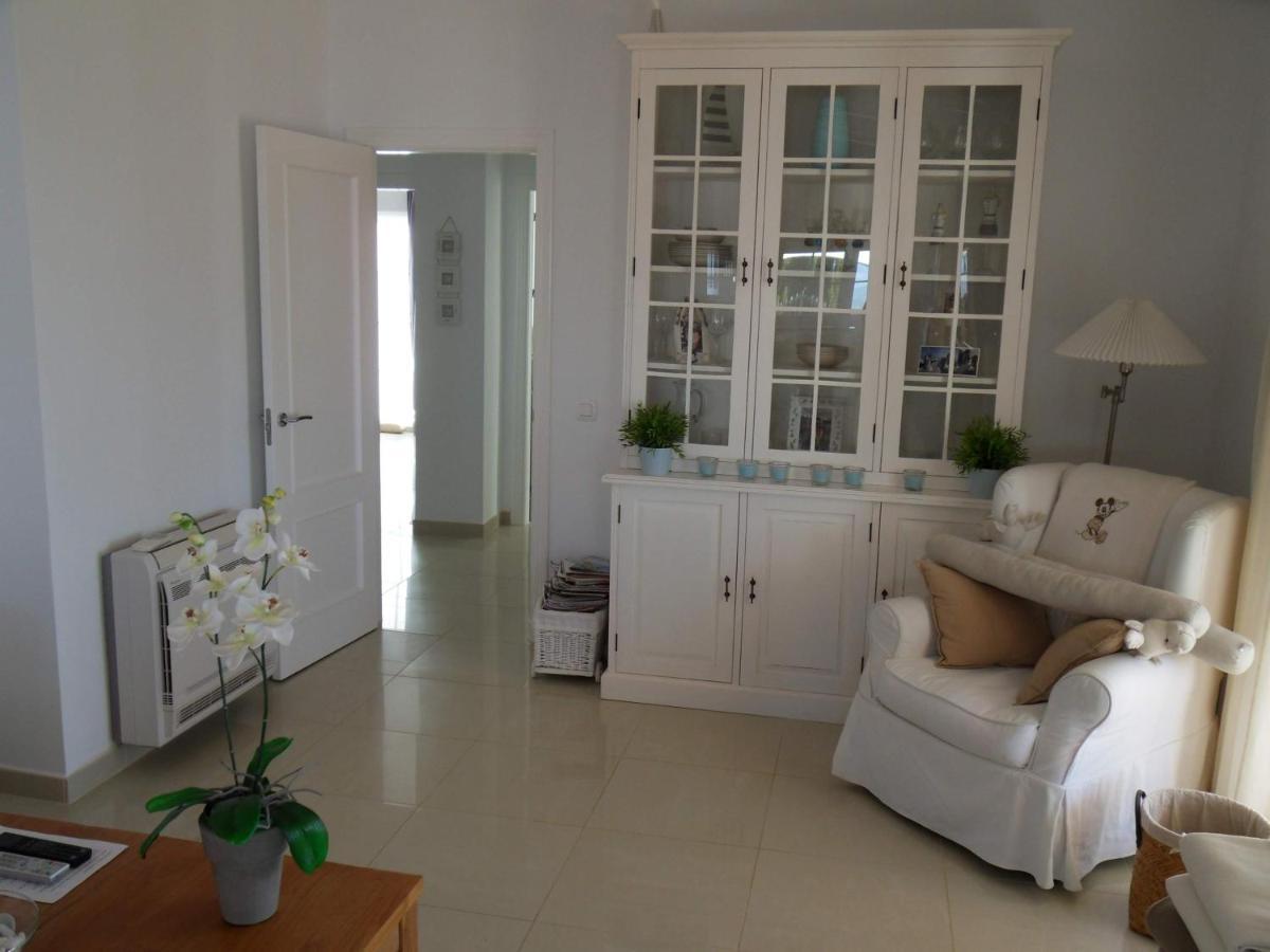 Villa Perla Blanca Sayalonga Bagian luar foto