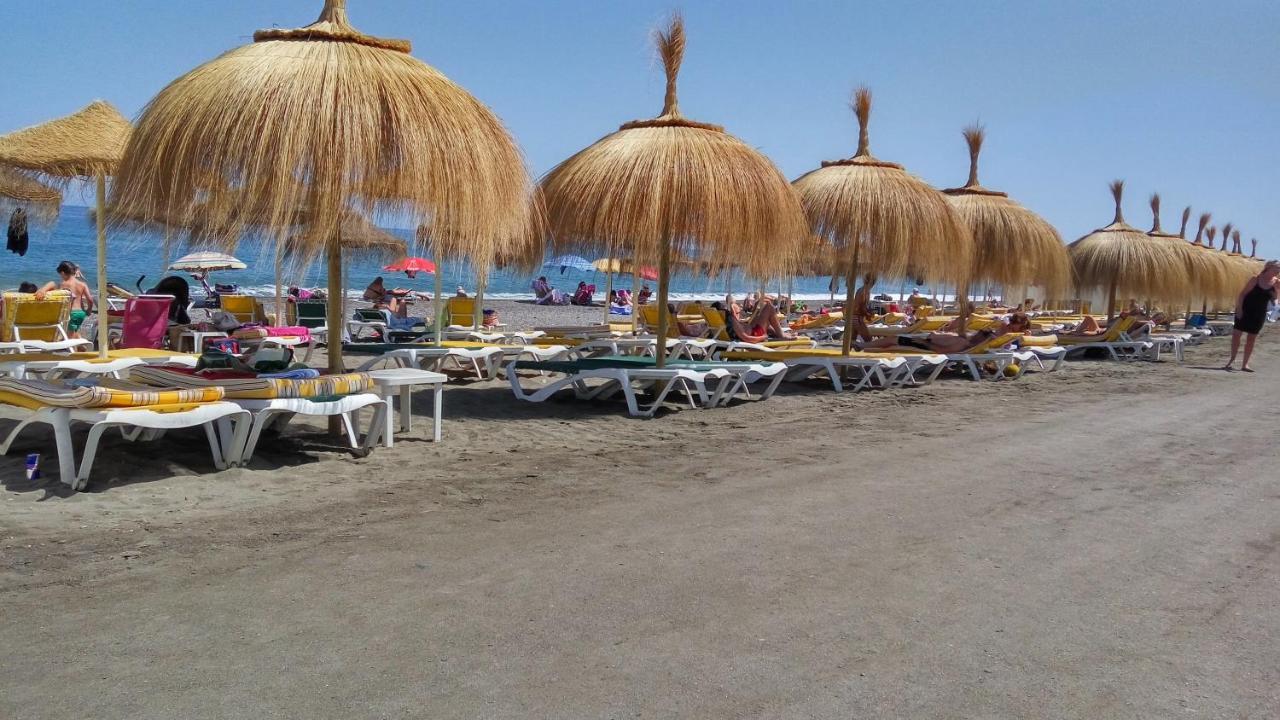 Villa Perla Blanca Sayalonga Bagian luar foto