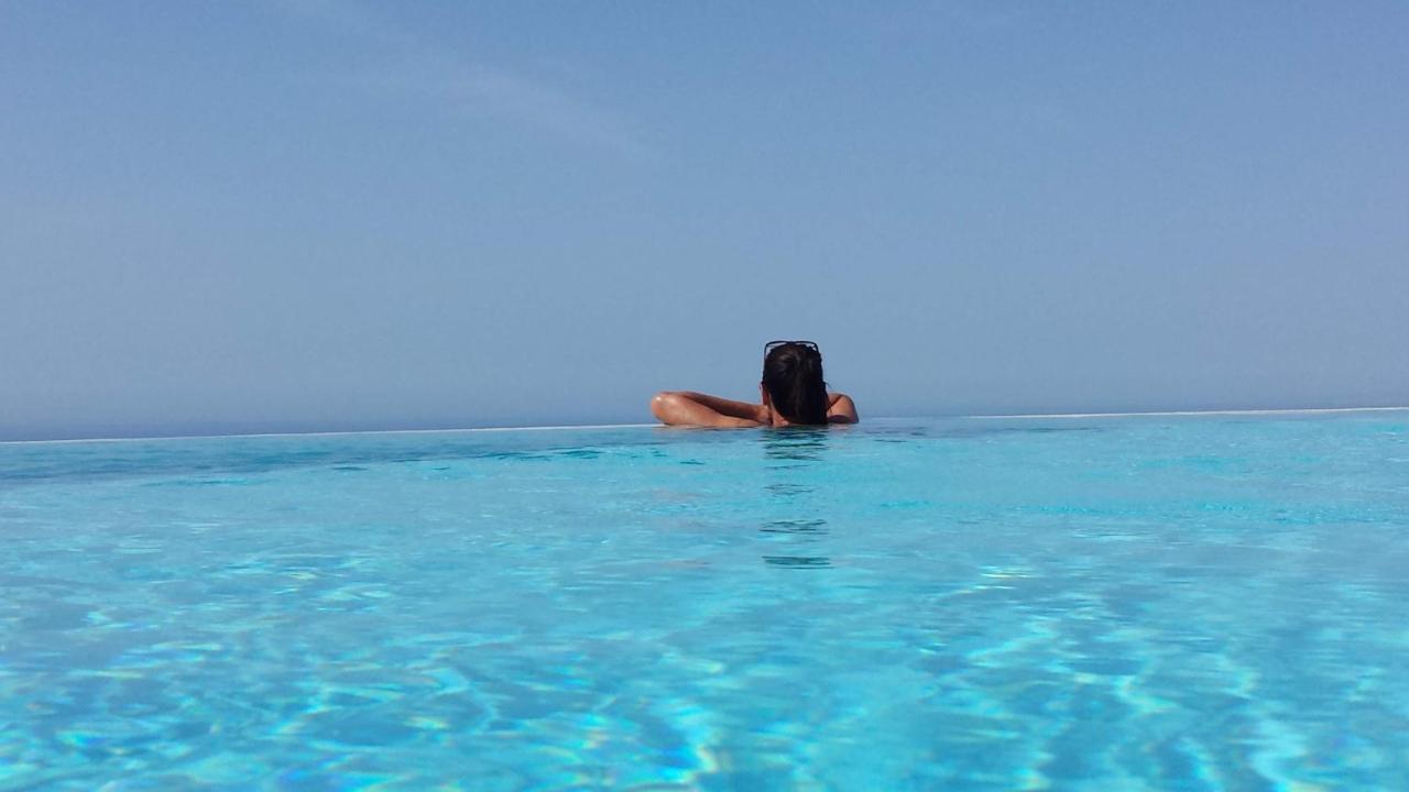 Villa Perla Blanca Sayalonga Bagian luar foto
